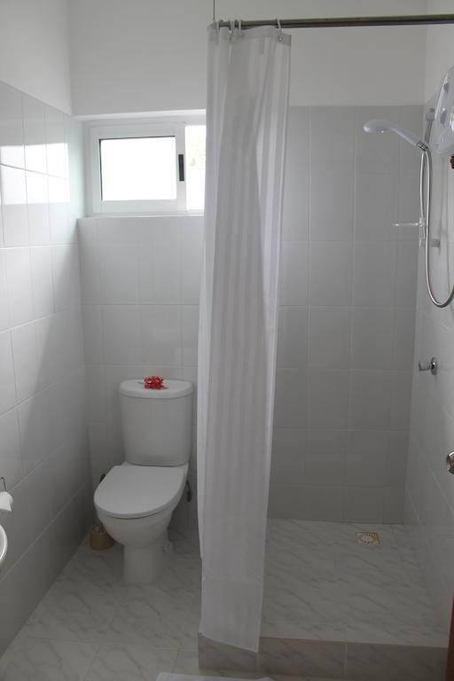 Central Self Catering Apartments Felicite Island Room photo